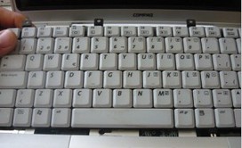 Replace HP Compaq Presario V5000 Keyboard-4